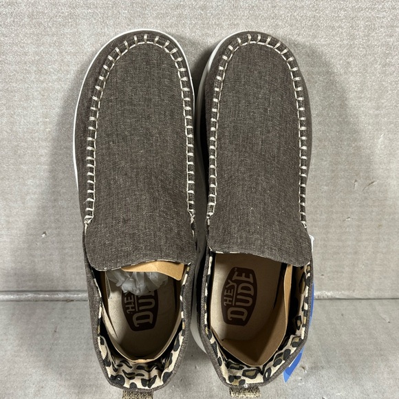 Hey Dude NEW Women's Denny Crafted Leopard Slip-on Boots SZ 10 - Picture 5 of 9